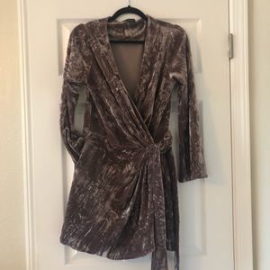 Whitney Eve crushes velvet wrap dress w pockets!